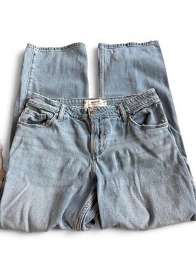 Hollister Low Rise Relaxed Straight Jeans Size 6 Light Wash Distressed Y2K